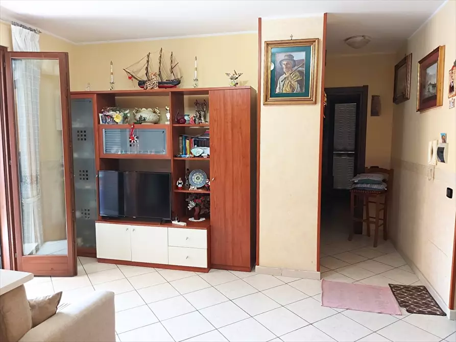 Immagine 3 di Appartamento in vendita  in Via Buonarroti a Acerra