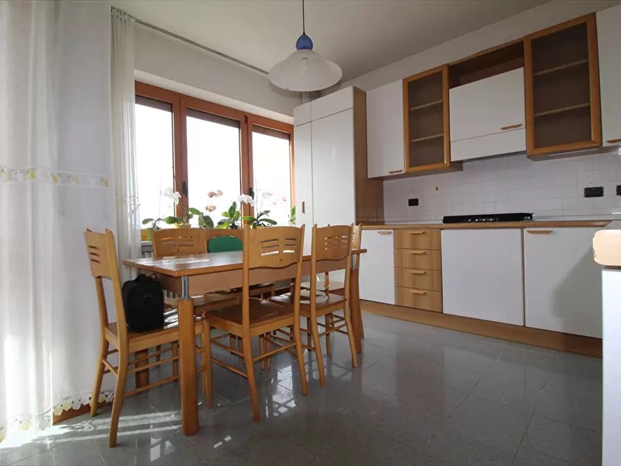 Immagine 10 di Appartamento in vendita  in Corso Acqui a Alessandria