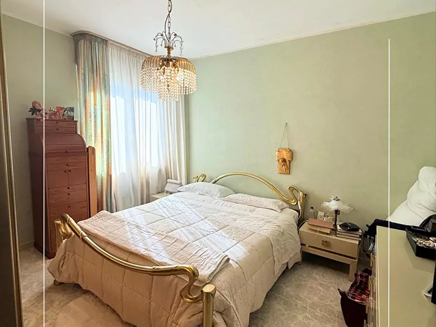 Immagine 26 di Appartamento in vendita  in via scoglio del tonno 51 a Taranto