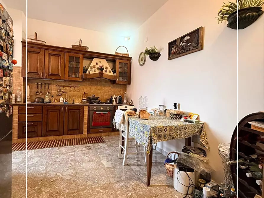 Immagine 13 di Appartamento in affitto  in VIALE MAGNA GRECIA 322 a Taranto