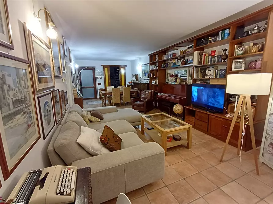 Immagine 8 di Appartamento in vendita  in Via Monsignor Marongiu Del Rio n. 69 a Sassari