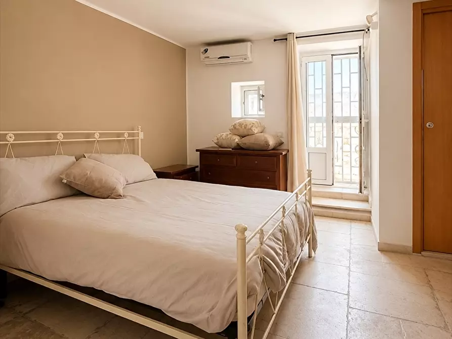 Immagine 15 di Appartamento in vendita  in via dei saraceni 2 a Martina Franca