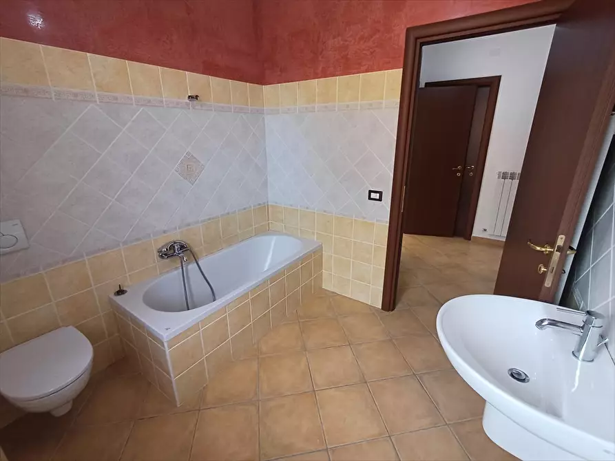 Immagine 10 di Appartamento in vendita  in Via Giuseppe Manno 53 a Usini