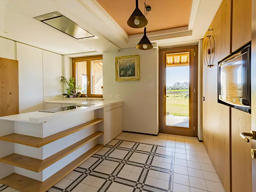 Immagine 25 di Villa in vendita  in Via Di Luzio a Cepagatti