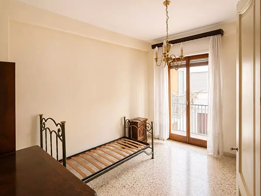 Immagine 11 di Appartamento in vendita  in via principe amedeo 146 a Taranto