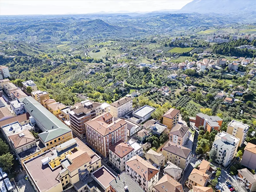 Immagine 5 di Appartamento in vendita  in Via D'Aragona a Chieti