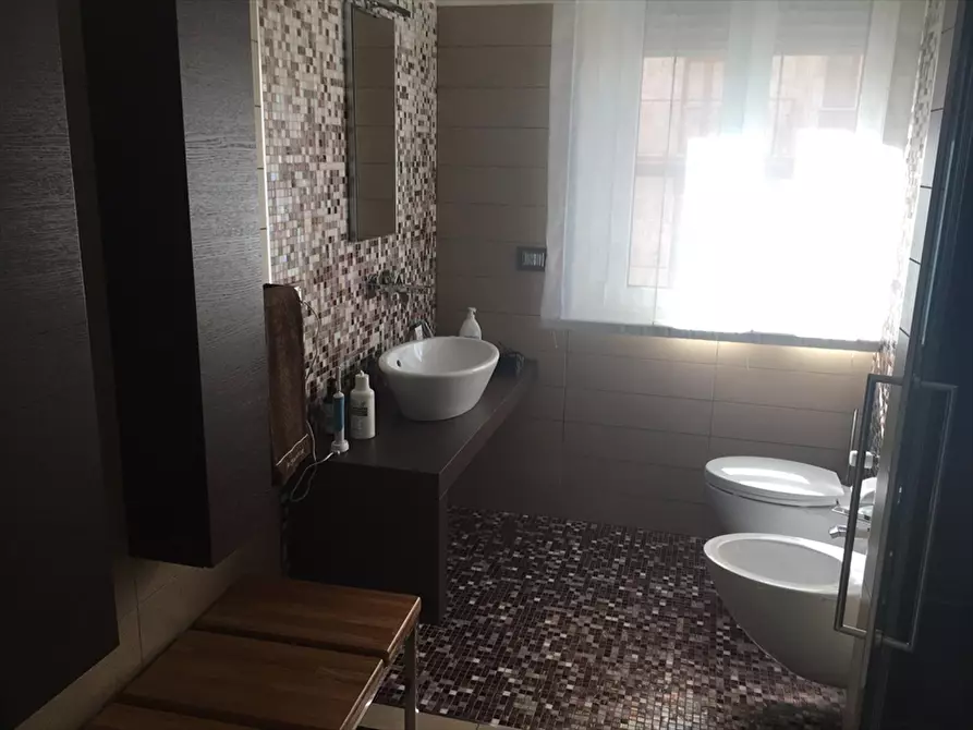 Immagine 12 di Appartamento in vendita  a Chieti