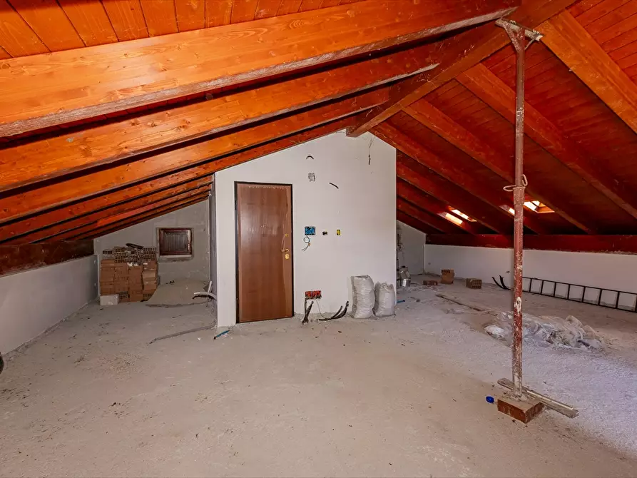 Immagine 23 di Appartamento in vendita  in Via Colle della Croce a Campo Di Giove