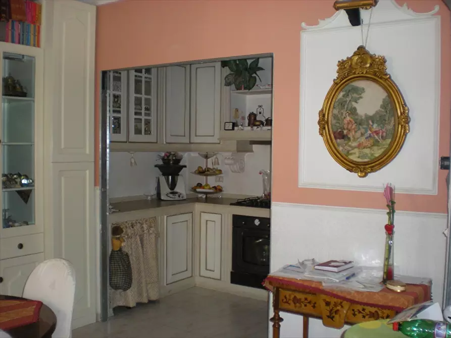 Immagine 5 di Appartamento in vendita  in Via Appia a Cerignola