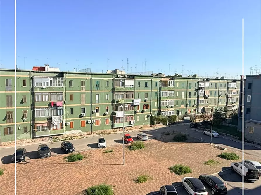 Immagine 2 di Appartamento in vendita  in VIA PASCOLI  a Taranto