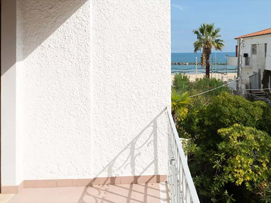 Immagine 24 di Villetta a schiera in vendita  in VIALE ALCIONE 68 a Francavilla Al Mare