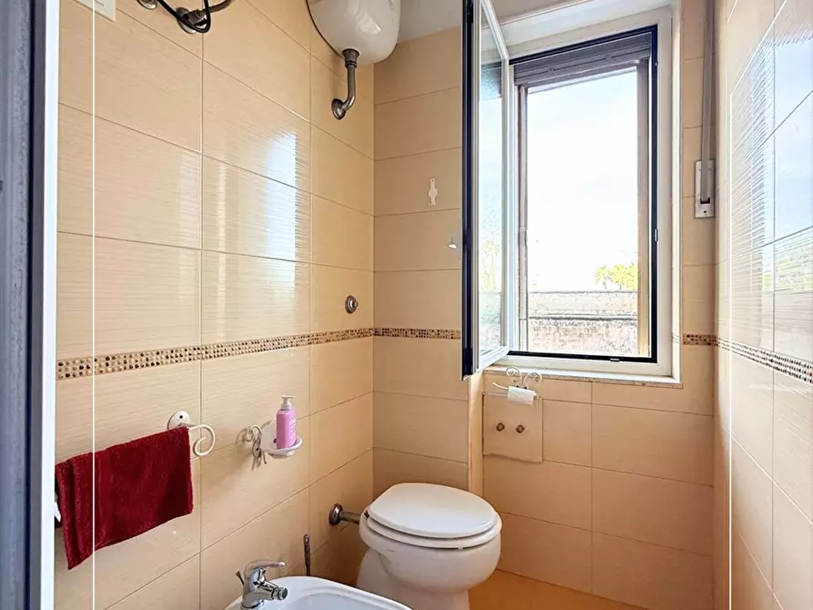 Immagine 13 di Appartamento in vendita  in via cugini 37 a Taranto