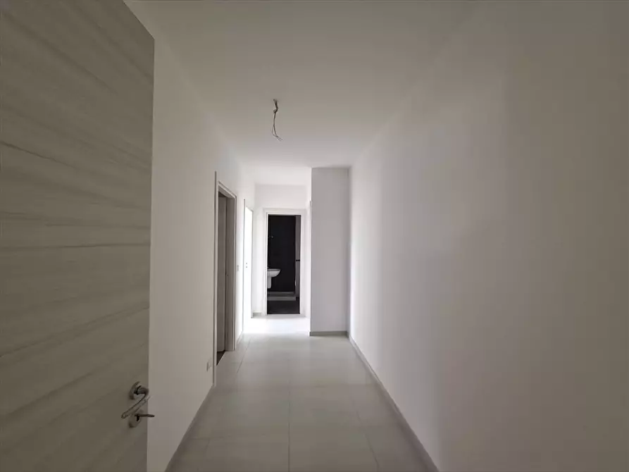 Immagine 6 di Appartamento in vendita  a Bari