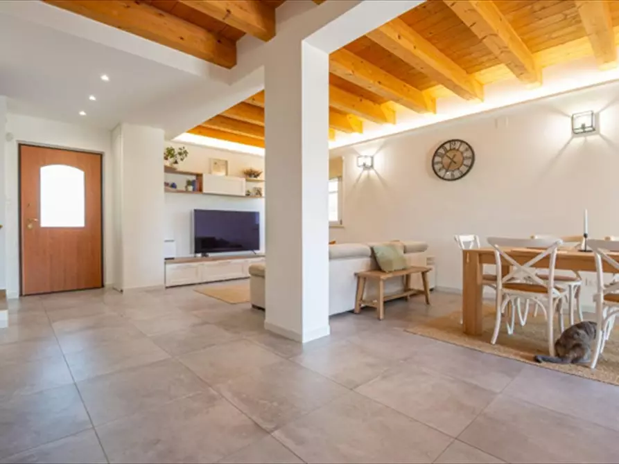 Immagine 16 di Casa indipendente in vendita  in Contrada Sterpari del Garda - Nr. 22 a Rocca San Giovanni