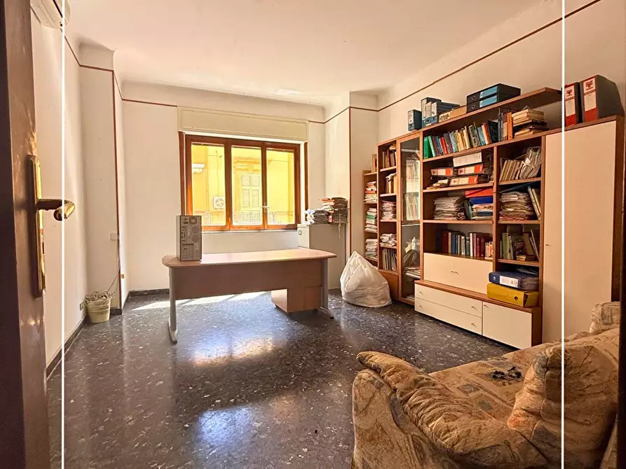 Immagine 7 di Appartamento in vendita  in via leonida 70 a Taranto