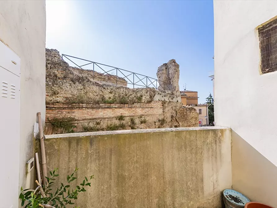 Immagine 19 di Appartamento in vendita  in VIA SELECCHY a Chieti