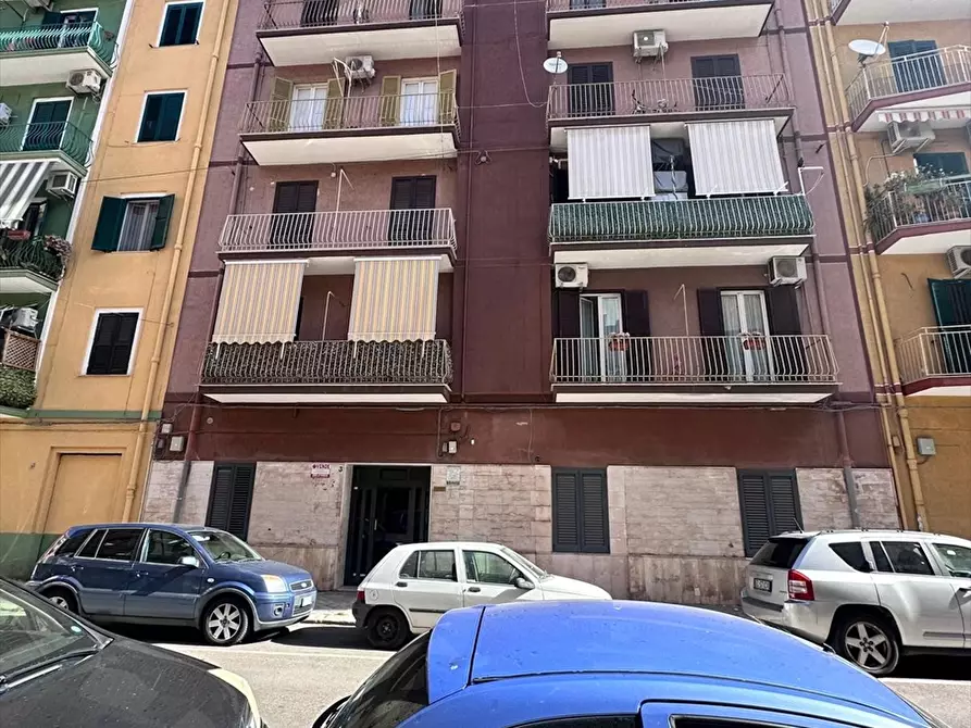 Immagine 1 di Appartamento in vendita  in via LISIDE 3  a Taranto