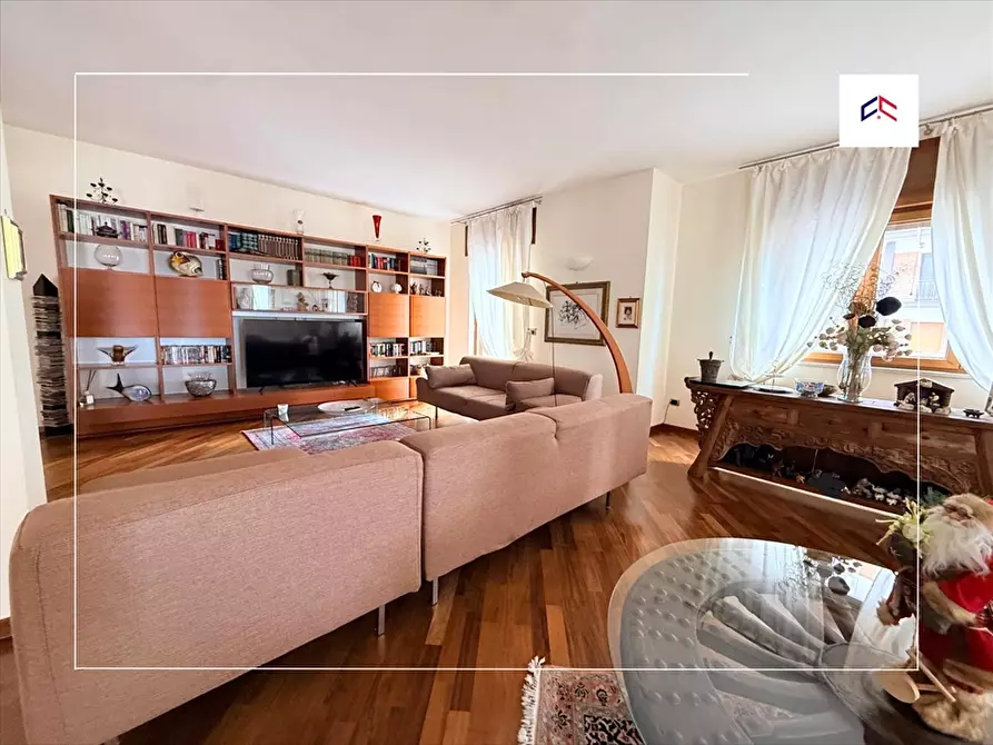 Immagine 11 di Appartamento in vendita  in VIA ETTORE D'AMORE 47 a Taranto