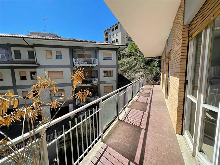 Immagine 11 di Appartamento in vendita  in Via Picena a Chieti