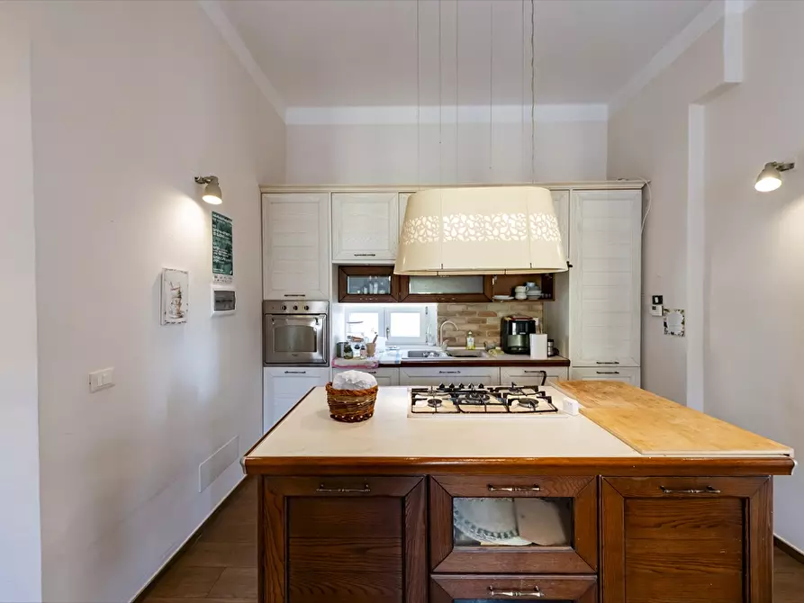 Immagine 10 di Appartamento in vendita  in Piazza Trento e Trieste (Trinità) a Chieti