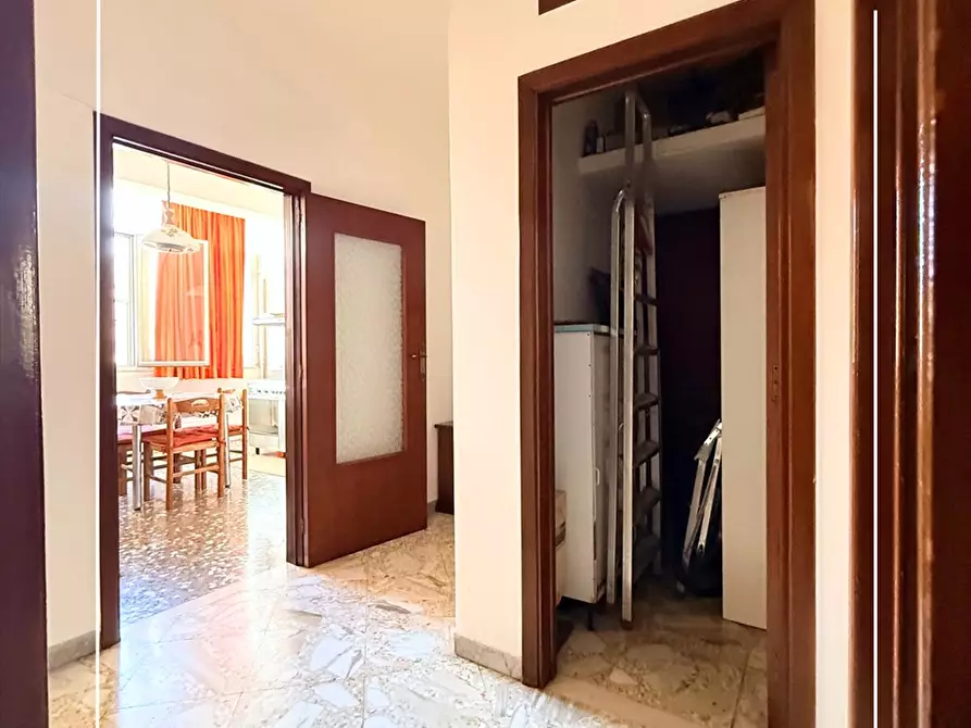 Immagine 14 di Appartamento in vendita  in VIA CAGLIARI 15 a Taranto