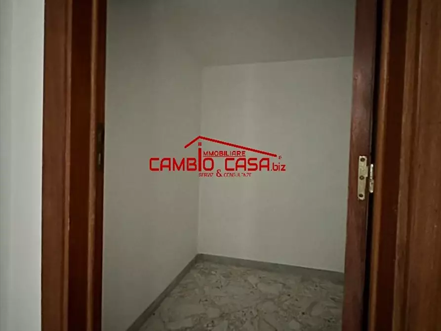 Immagine 26 di Appartamento in vendita  in via cagliari, 15 a Taranto