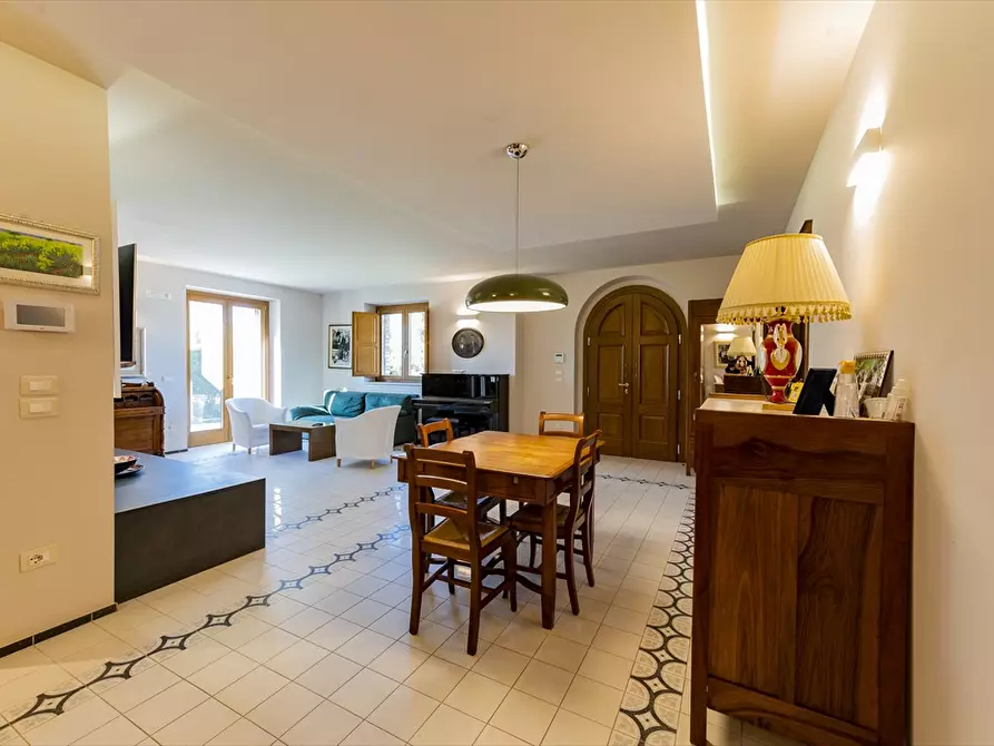 Immagine 30 di Villa in vendita  in Via Di Luzio a Cepagatti