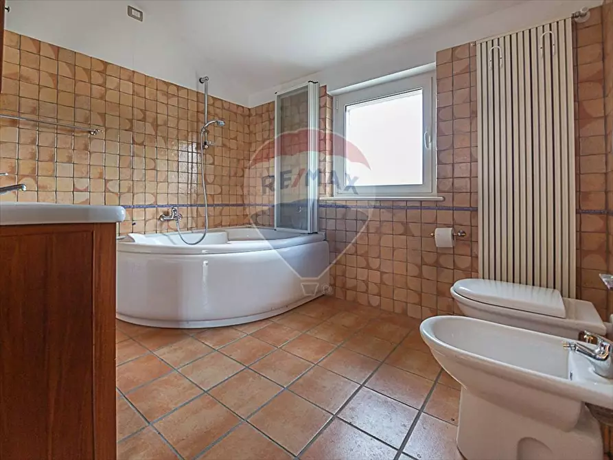 Immagine 11 di Villa in vendita  a Civitella Casanova