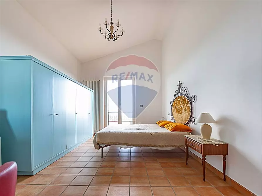 Immagine 8 di Villa in vendita  a Civitella Casanova