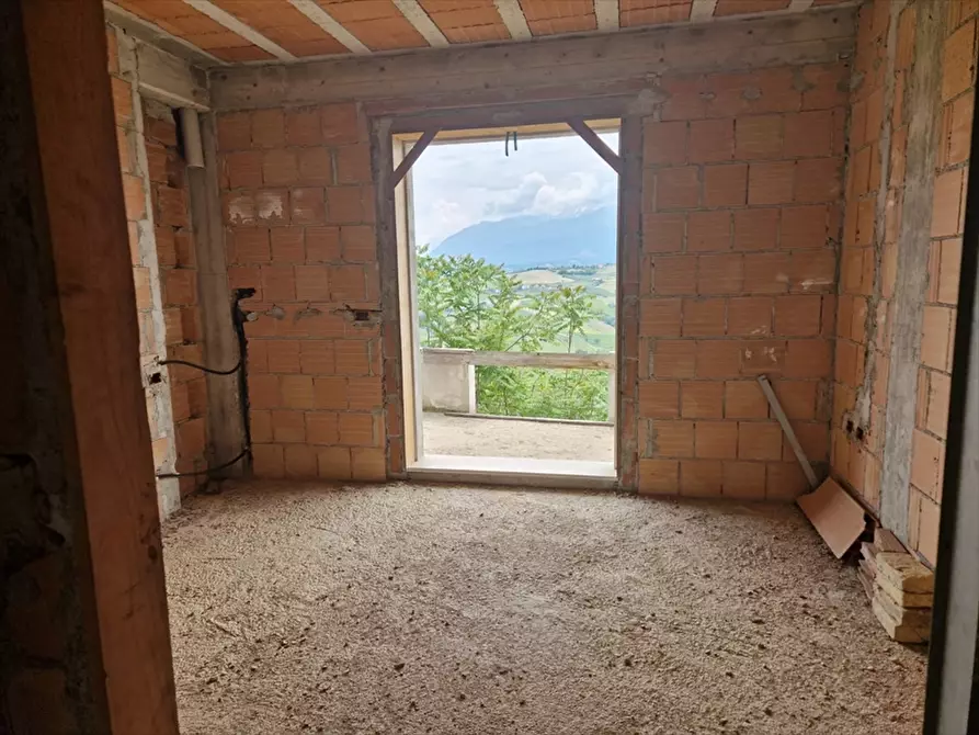 Immagine 19 di Villa in vendita  in Contrada Colle Marcone a Bucchianico