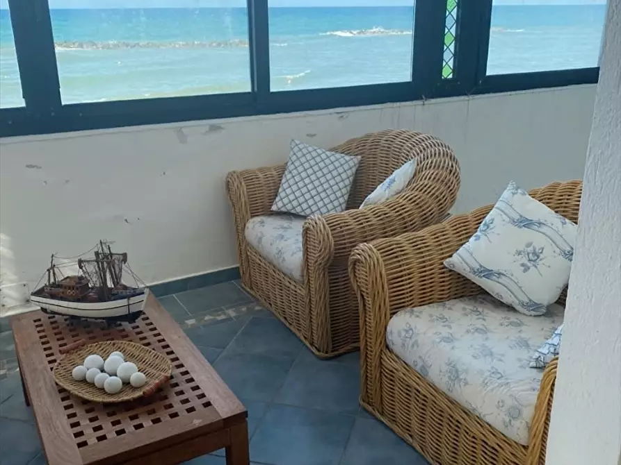 Immagine 26 di Appartamento in vendita  in Via Francesco Paolo Tosti a Francavilla Al Mare