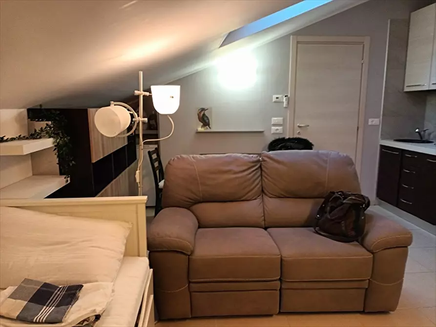 Immagine 12 di Appartamento in affitto  in via Castellammare 16, 20157 Milano a Milano