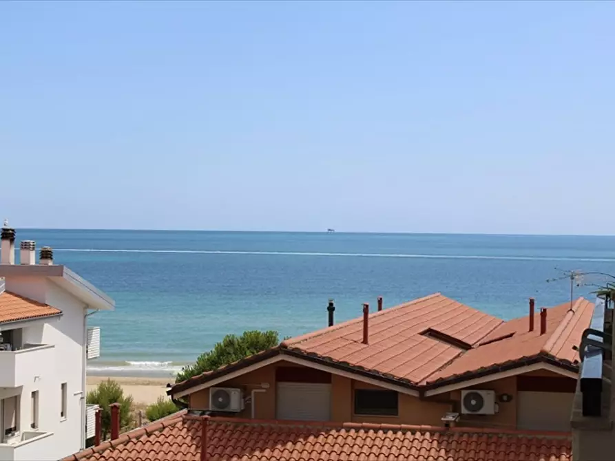 Immagine 4 di Appartamento in vendita  in Viale Arenile nord a Silvi