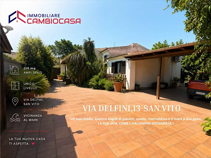 Immagine 1 di Villa in vendita  in via delfini 13 a Taranto