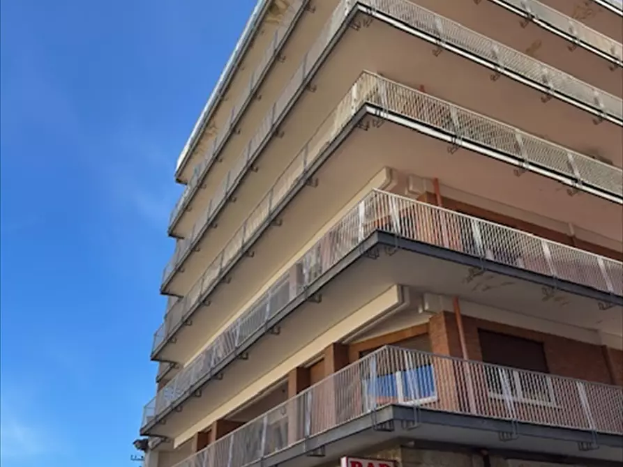 Immagine 1 di Appartamento in vendita  in via gaetani dell'aquila D'aragona  a Chieti