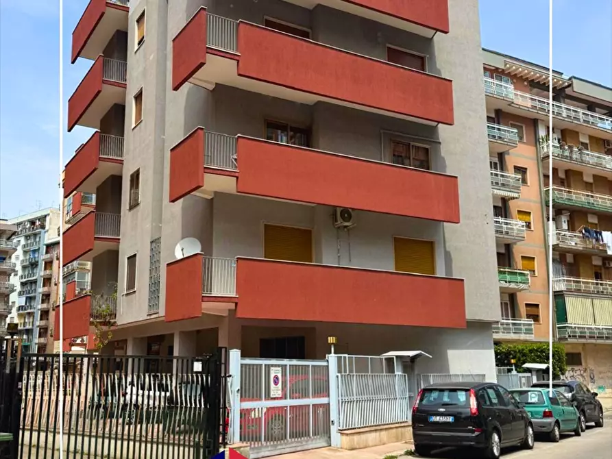 Immagine 1 di Appartamento in vendita  in via lazio 84 a Taranto