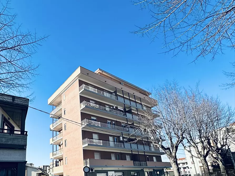 Immagine 1 di Appartamento in vendita  in Via Bellini n.10 a Chieti
