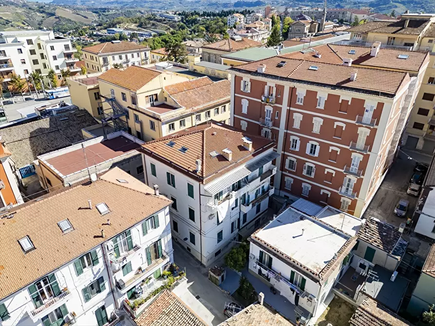 Immagine 11 di Appartamento in vendita  in Via D'Aragona a Chieti
