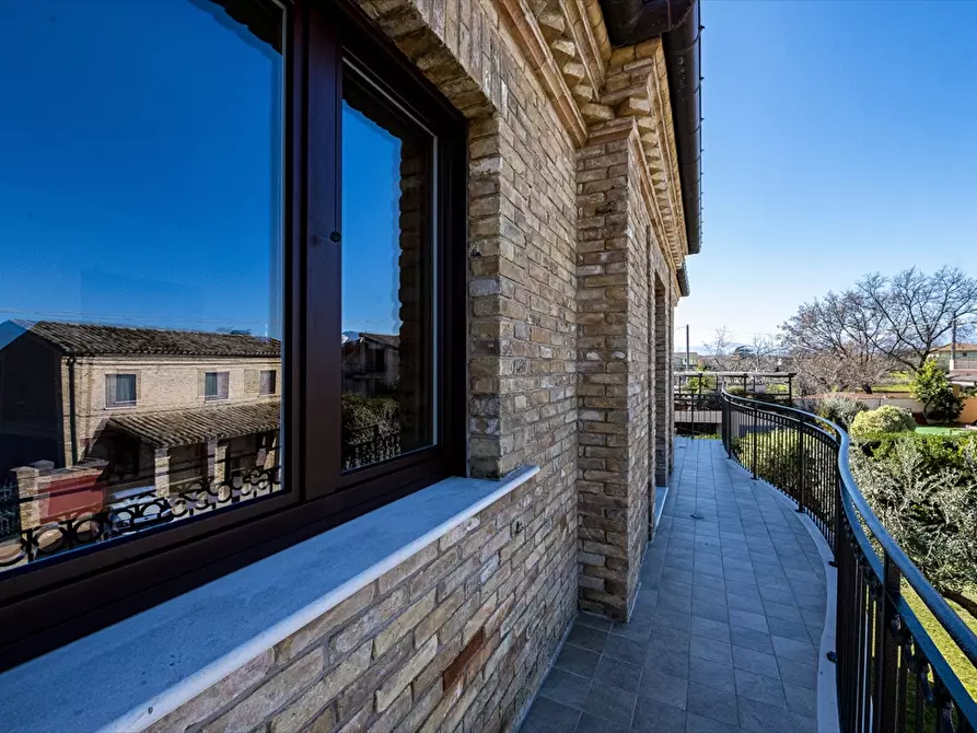 Immagine 24 di Villa in vendita  in Via Di Luzio a Cepagatti