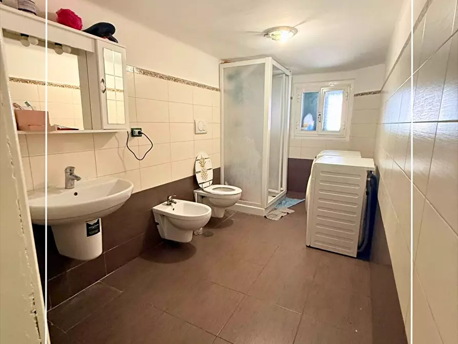 Immagine 10 di Appartamento in affitto  in via temenide 30 a Taranto