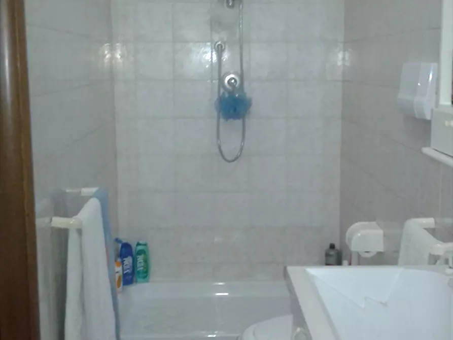 Immagine 9 di Appartamento in vendita  in Via Bressanone a Cerignola