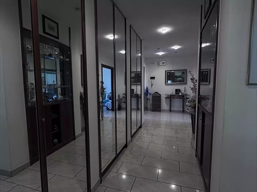 Immagine 11 di Appartamento in vendita  in Viale Europa 13 a Chieti