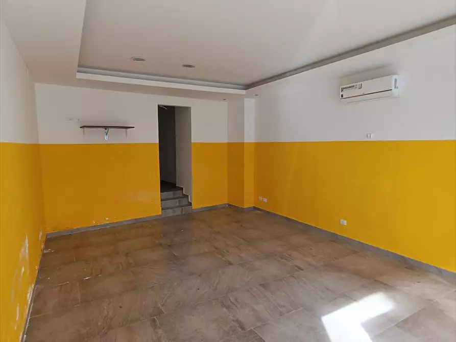 Immagine 3 di Locale commerciale in affitto  in VIA MARCO VEZIO MARCELLO  a Chieti