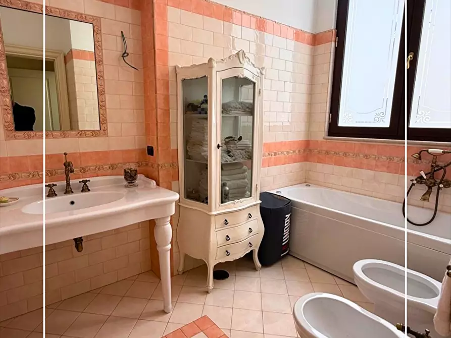 Immagine 27 di Appartamento in vendita  in via lazio 84 a Taranto