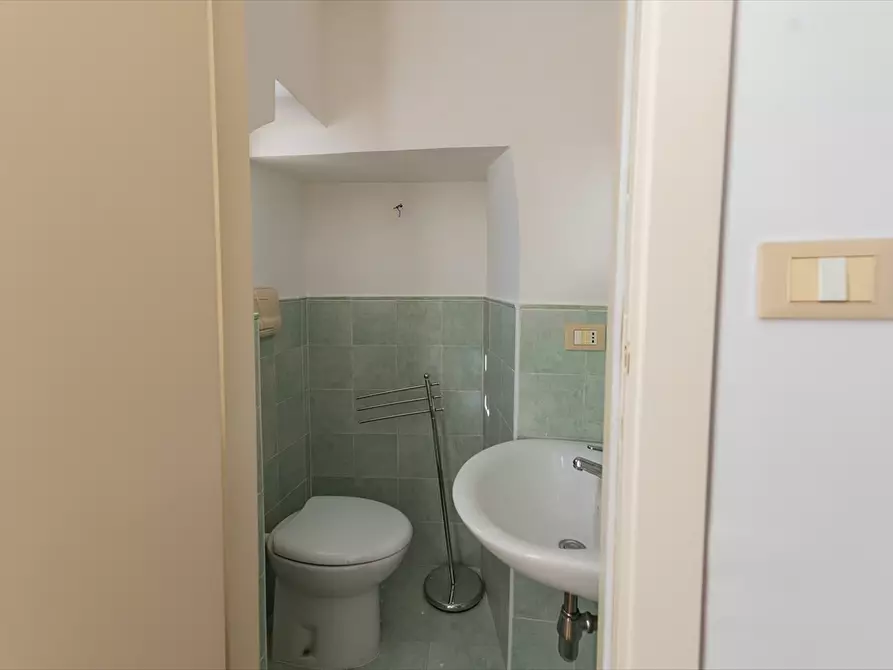 Immagine 24 di Appartamento in vendita  in VIA SELECCHY a Chieti