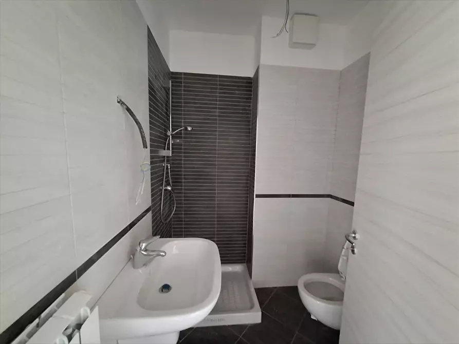 Immagine 2 di Appartamento in vendita  a Bari