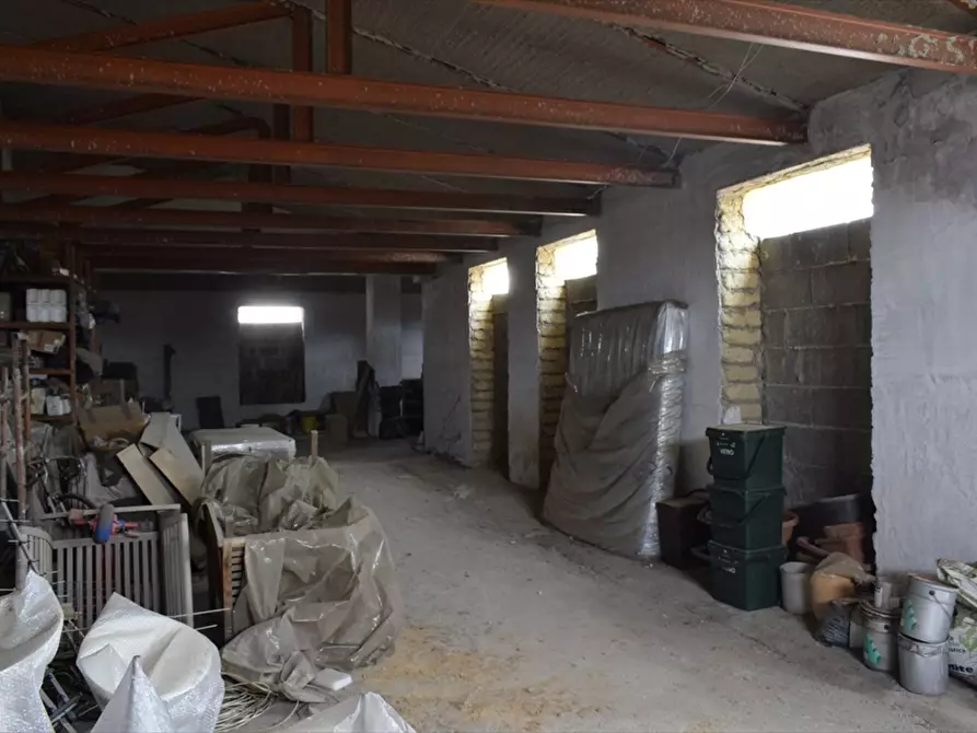 Immagine 3 di Multiproprietà in vendita  in VIA CALZOLAIO 78 a Acerra