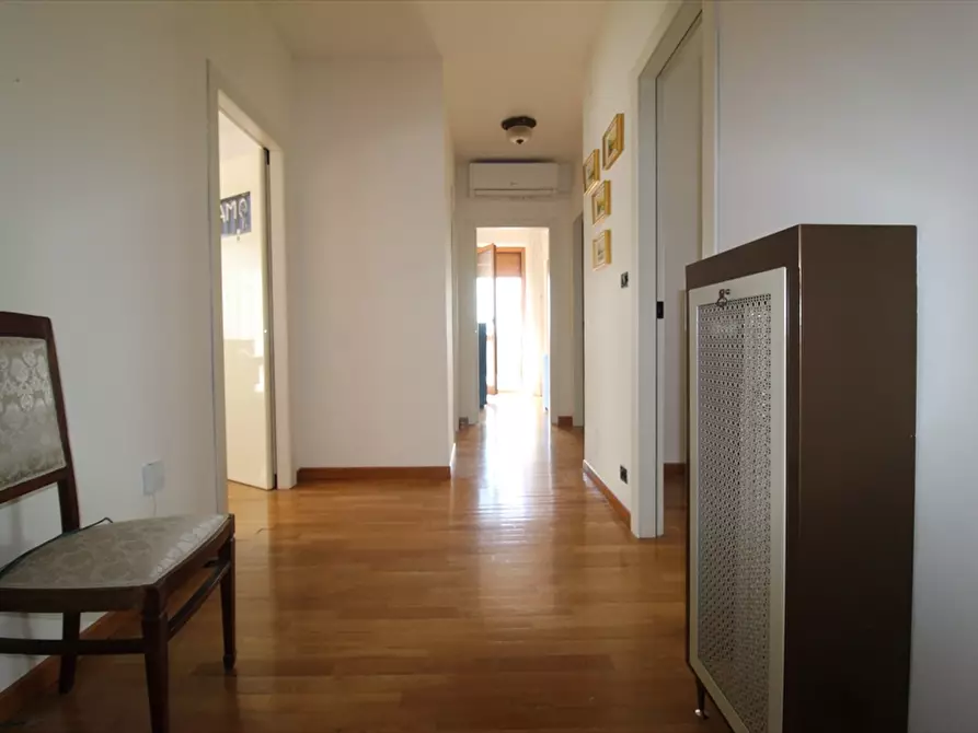 Immagine 25 di Appartamento in vendita  in Corso Acqui a Alessandria