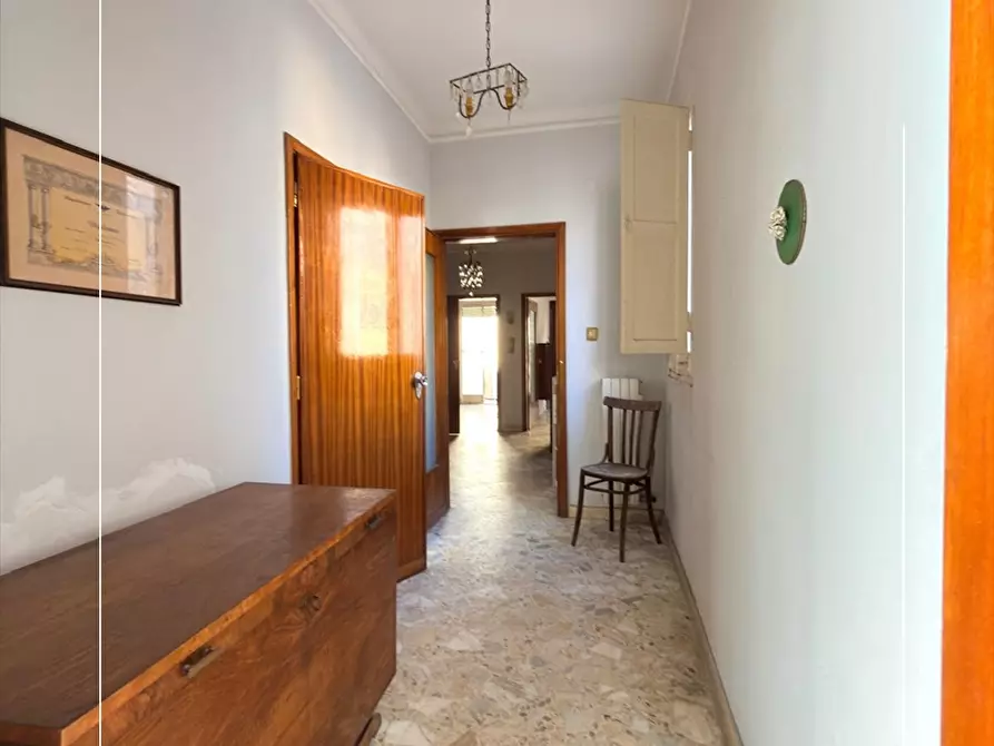 Immagine 13 di Appartamento in vendita  in via temenide 73 a Taranto