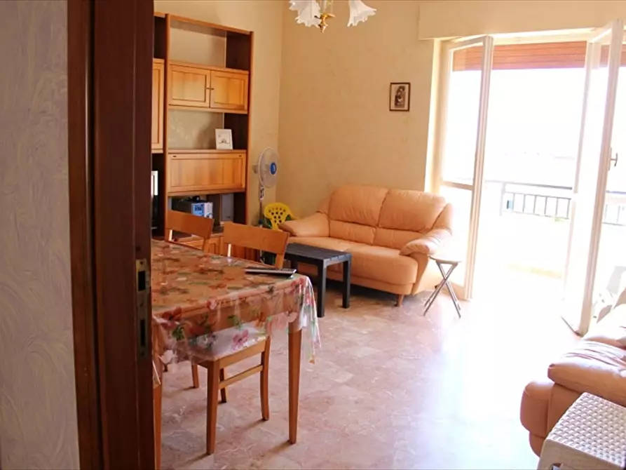 Immagine 8 di Appartamento in vendita  in Viale Arenile nord a Silvi